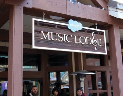 park-city-signs-inc-music-lodge-carved-HDU-signs